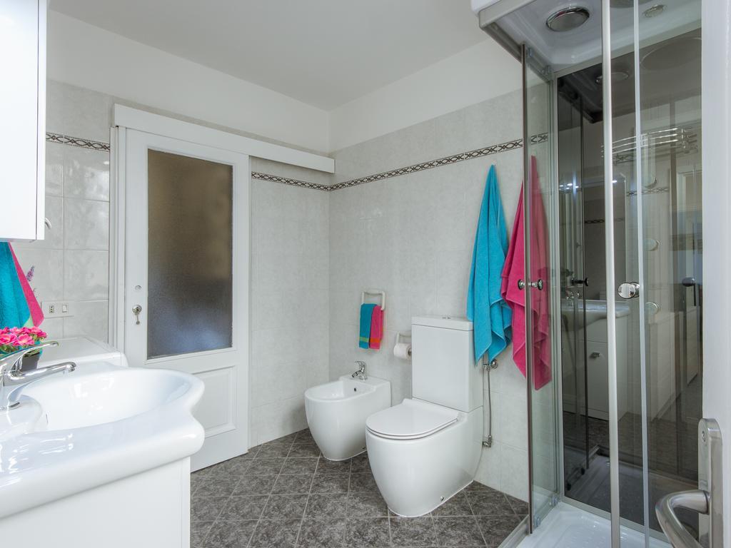 Stylisch Canacci 2 Bedroom Apartment 佛罗伦萨 外观 照片